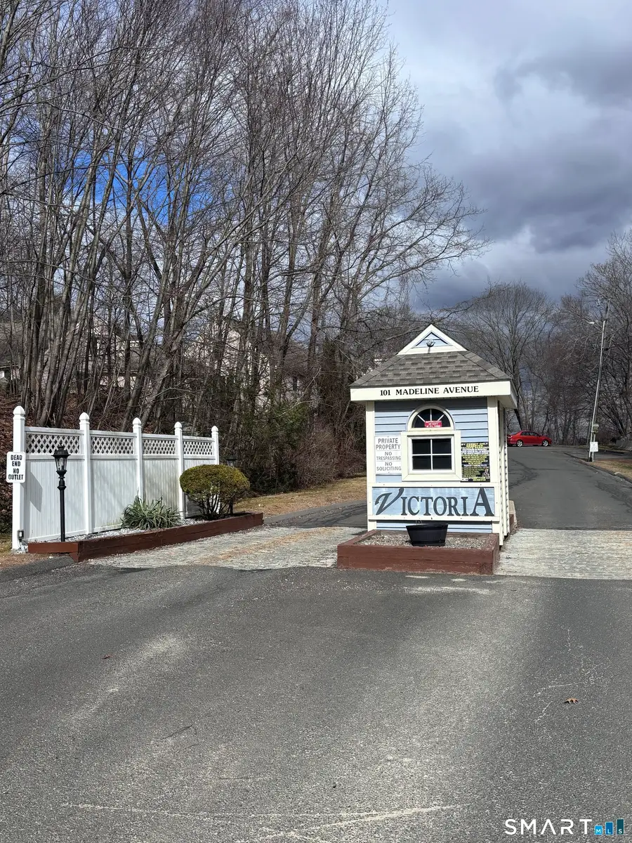 101 Madeline Avenue #APT 33, Waterbury, CT 06708 - #2