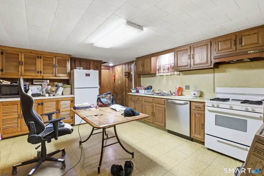 3 Vernon Street, West Haven, CT 06516 - #2