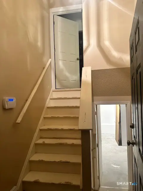 231 Long Hill Road, Waterbury, CT 06704 - #2