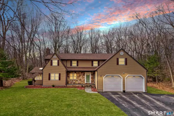 4 Alison Court, Prospect, CT 06712