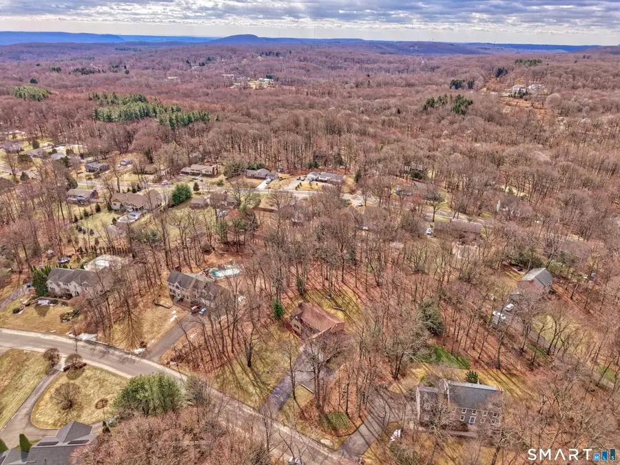 4 Alison Court, Prospect, CT 06712 - #2