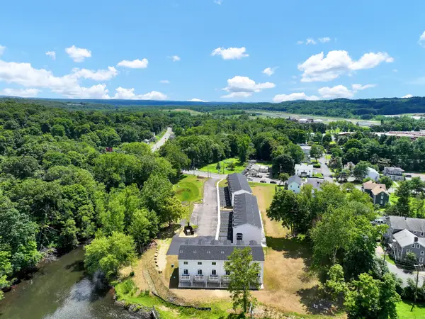 33 Main Street #17, Meriden, CT 06451