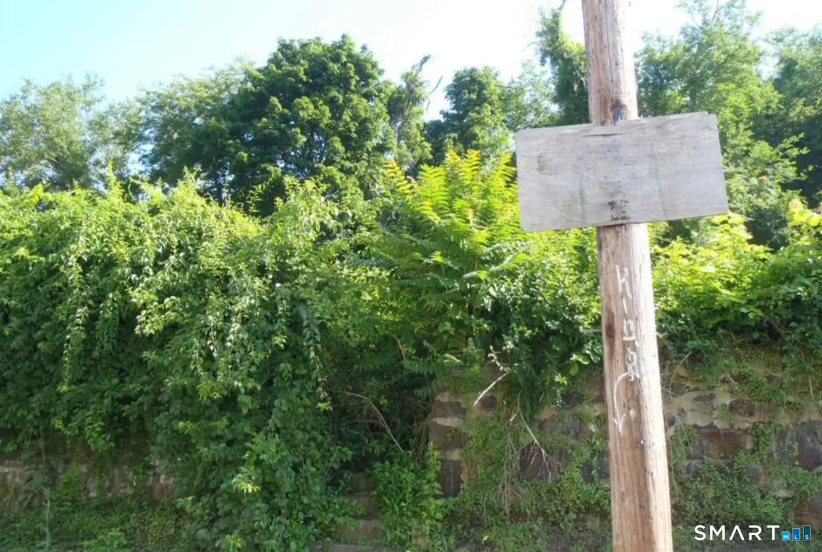 88 School Street, Norwich, CT 06360 - #1