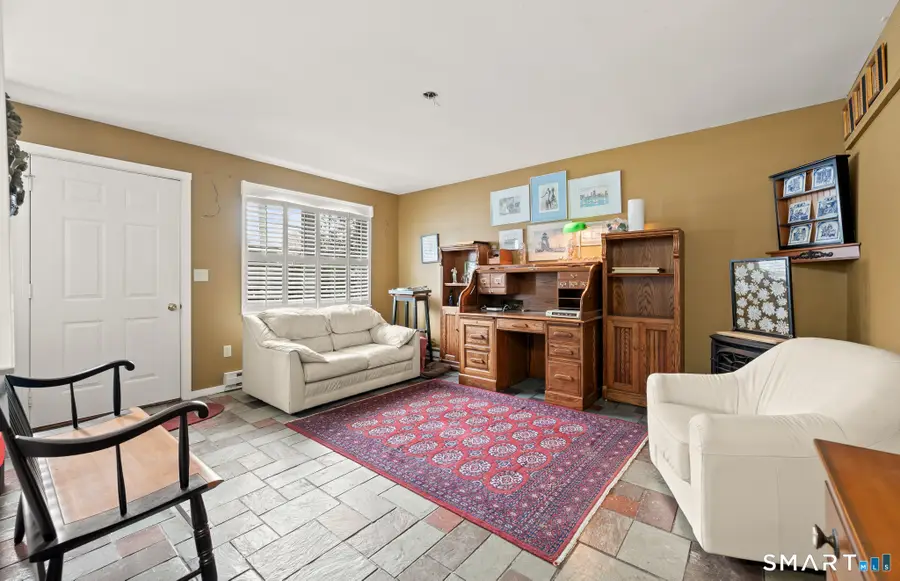 16 Crosswinds Lane, Waterbury, CT 06705 - #2