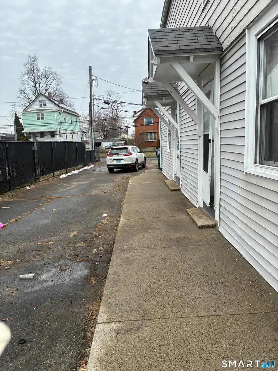 50 Columbus Avenue, Stratford, CT 06615 - #2