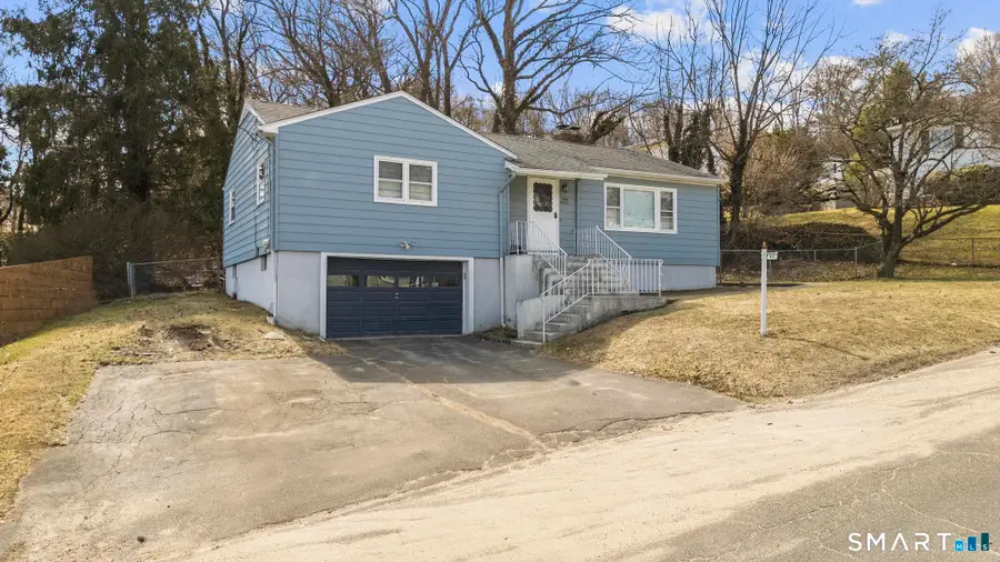 47 Juniper Ridge Drive, Waterbury, CT 06708 - #2