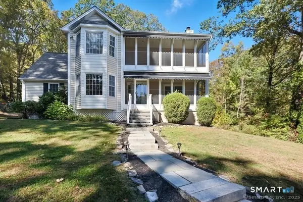 121 West Wakefield Boulevard, Winchester, CT 06098