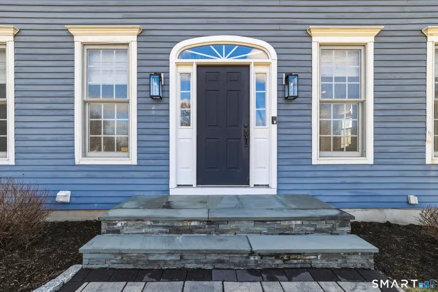 10 Buckingham Lane, West Hartford, CT 06117 - #2