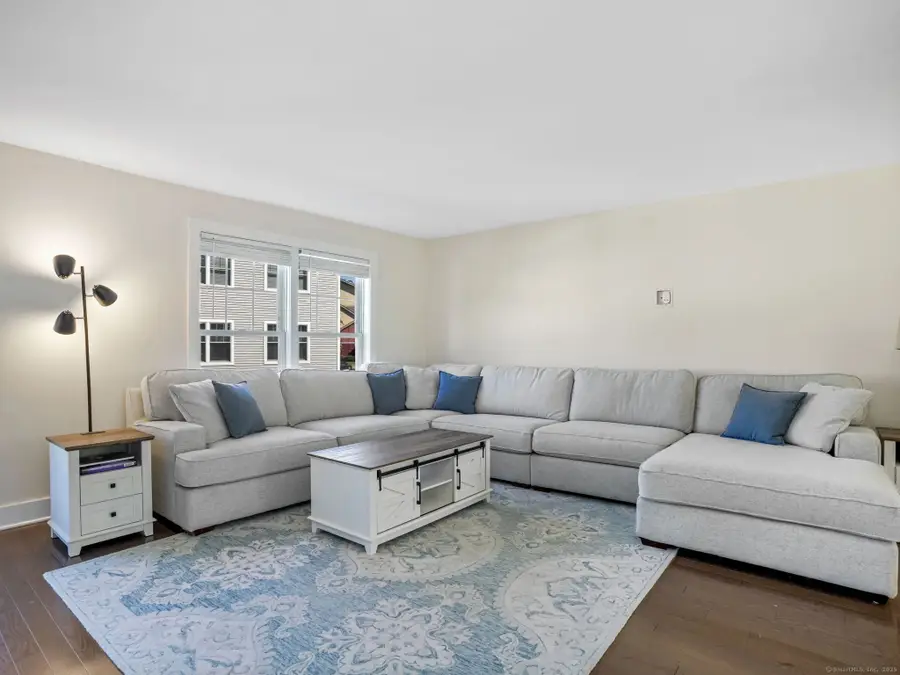 118 Berwick Avenue #118, Fairfield, CT 06825 - #3