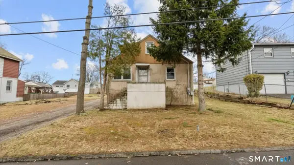 42 Wade Street, West Haven, CT 06516