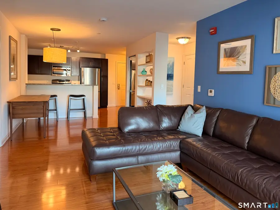 34 Schoolhouse Drive #208, West Hartford, CT 06110 - #3