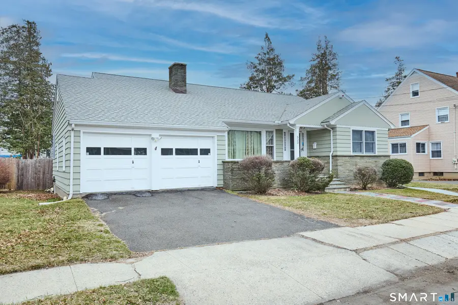 523 West Jackson Avenue, Bridgeport, CT 06604 - #2