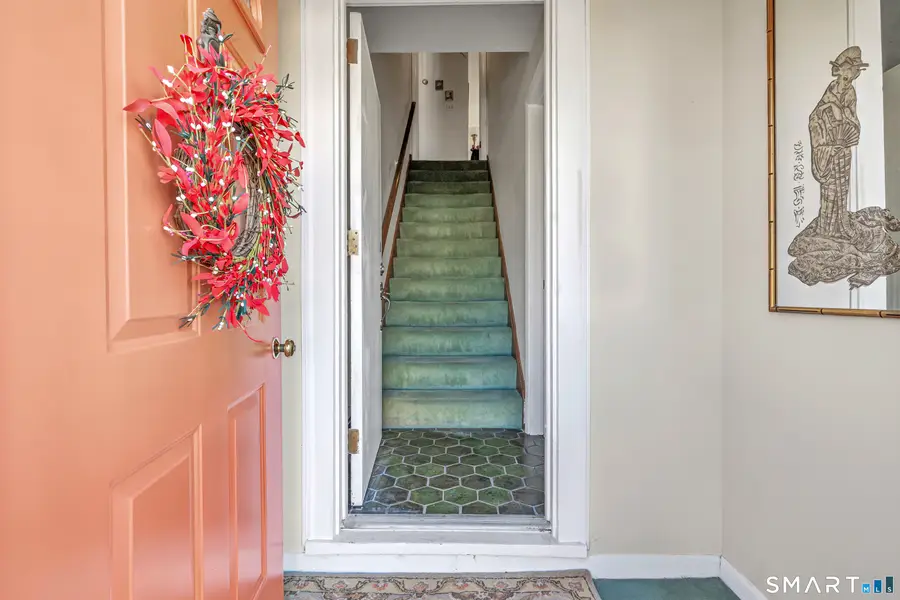 669 Queen Street, Bridgeport, CT 06606 - #2