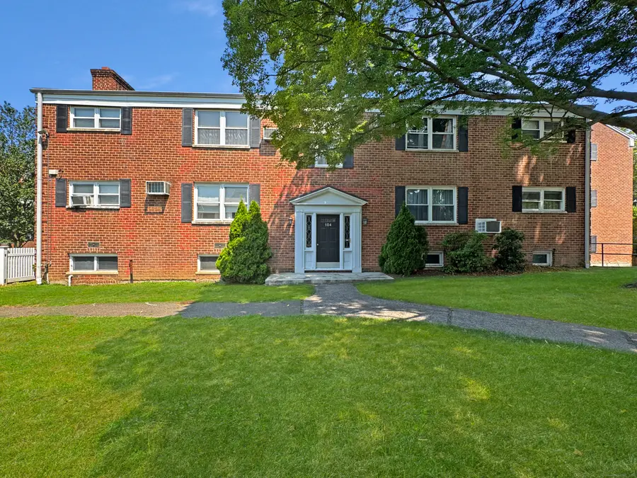 104 Strawberry Hill Avenue #2, Stamford, CT 06902 - #3