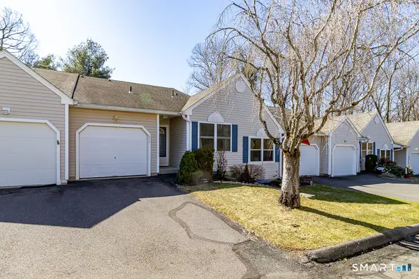 872 Glacier Way #872, Southington, CT 06489