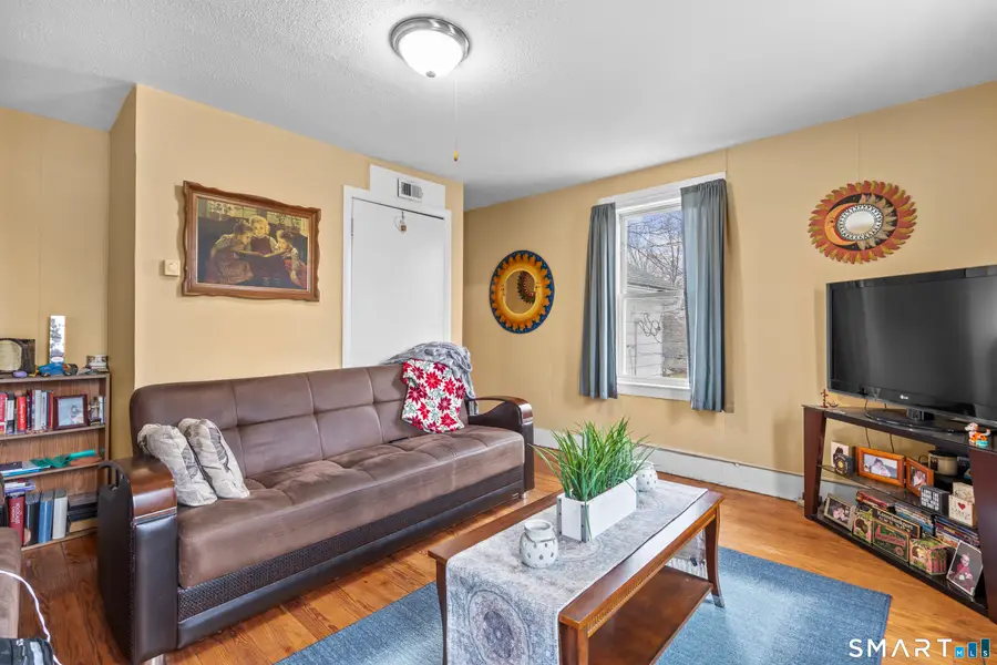 148 Pleasant Street, Enfield, CT 06082 - #2