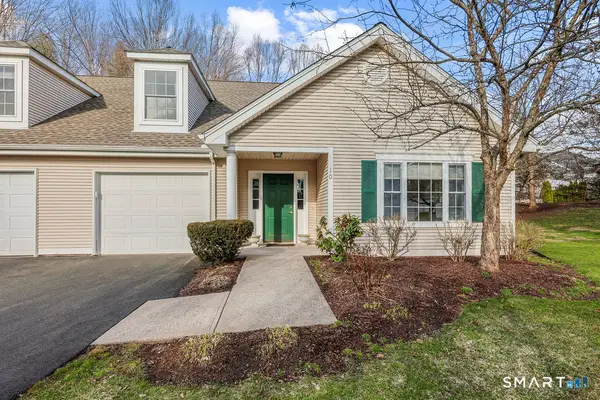 10 Eaton Circle #10, West Hartford, CT 06117