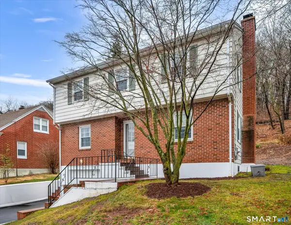 30 Clinton Place, Wallingford, CT 06492