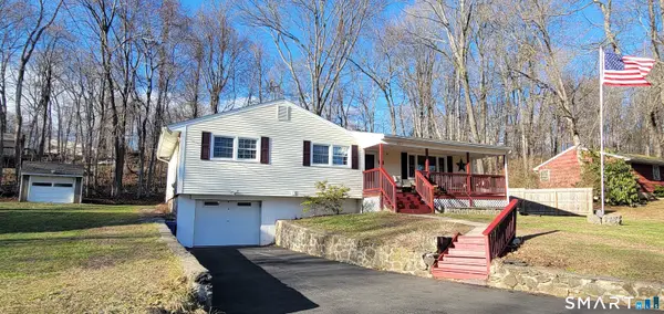 18 Sheraton Drive, Wolcott, CT 06716