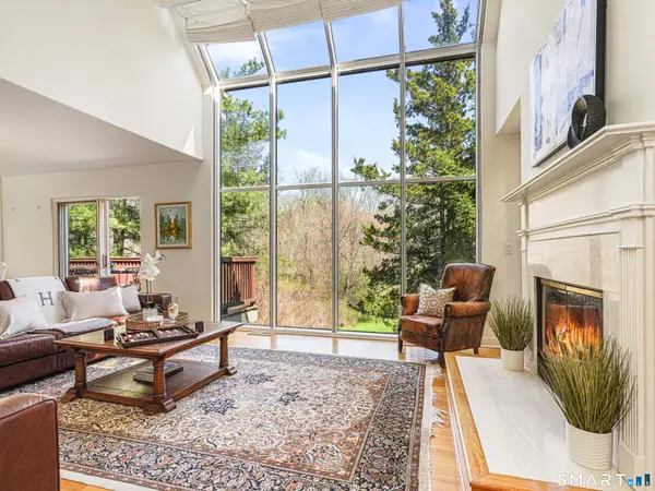 230 New Canaan Avenue #APT 14, Norwalk, CT 06850