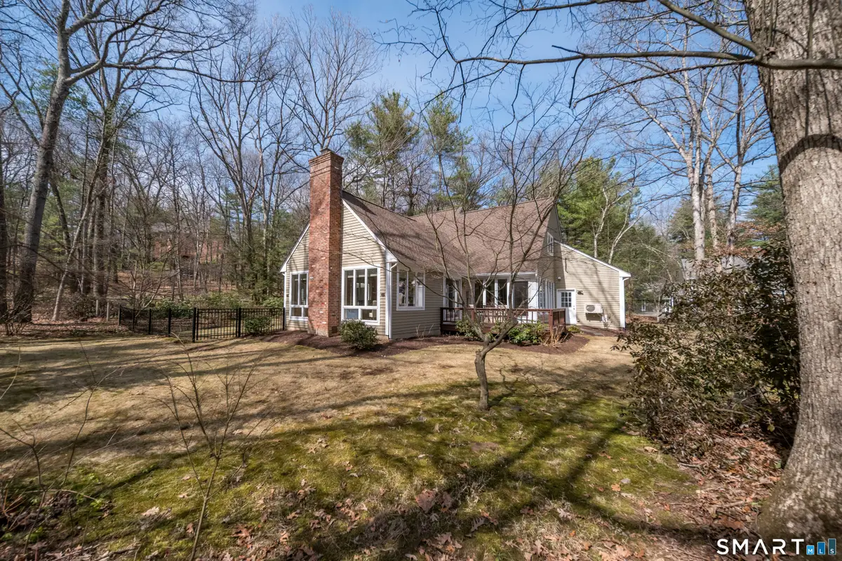 1 Newberry Court, Farmington, CT 06032 - #1