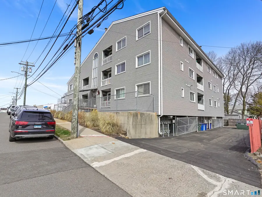 132 Bennett Street #302, Bridgeport, CT 06605 - #2