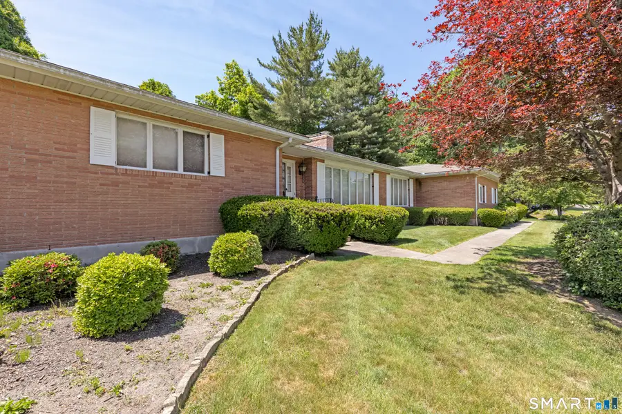 319 Maybrook Road, Waterbury, CT 06708 - #3