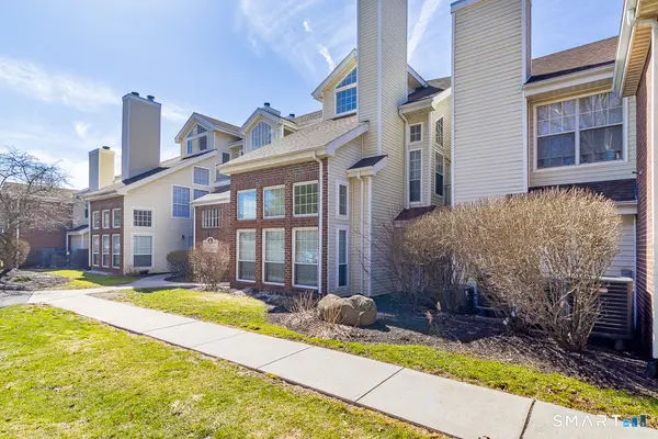 159 Carriage Crossing Lane #159, Middletown, CT 06457