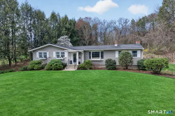9 Round Hill Drive, Monroe, CT 06468