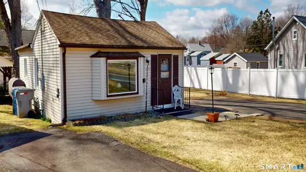 137 Brook Street, Bristol, CT 06010