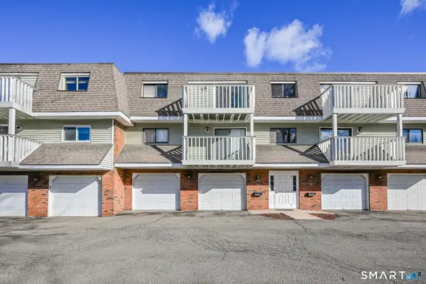 168 Churchill Drive #168, Newington, CT 06111