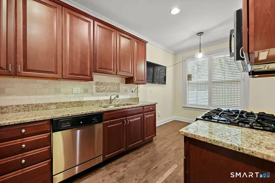 41 Park Place Circle #41, West Hartford, CT 06110 - #3