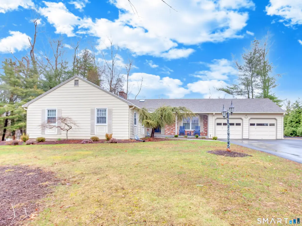 19 Surrey Lane, Branford, CT 06405 - #1