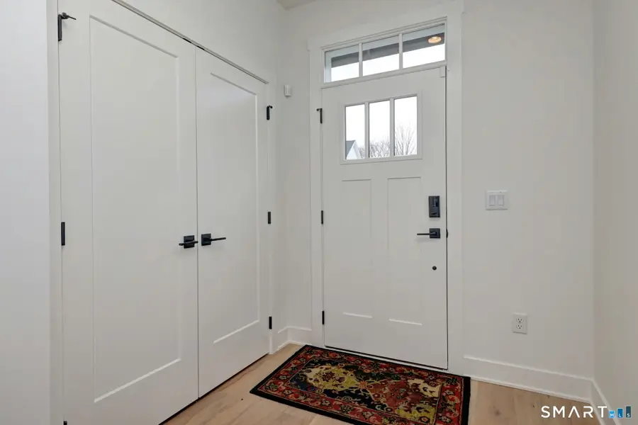 27 Heritage Lane, Woodbridge, CT 06525 - #3