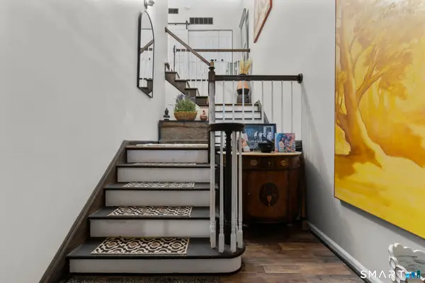 19 Ledgebrook Drive #19, Norwalk, CT 06854