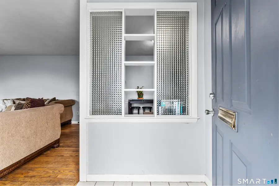 12 Garth Road, Manchester, CT 06042 - #3