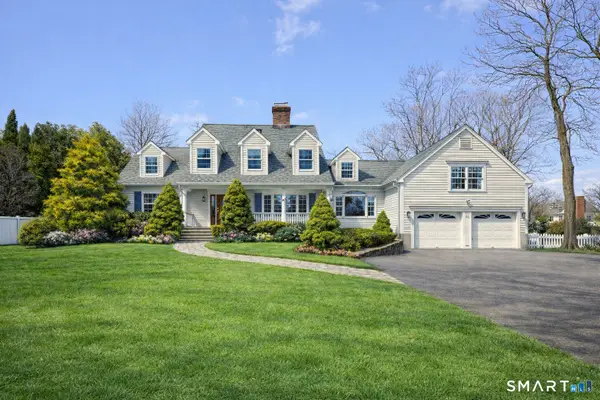 26 Farm Road, New Canaan, CT 06840
