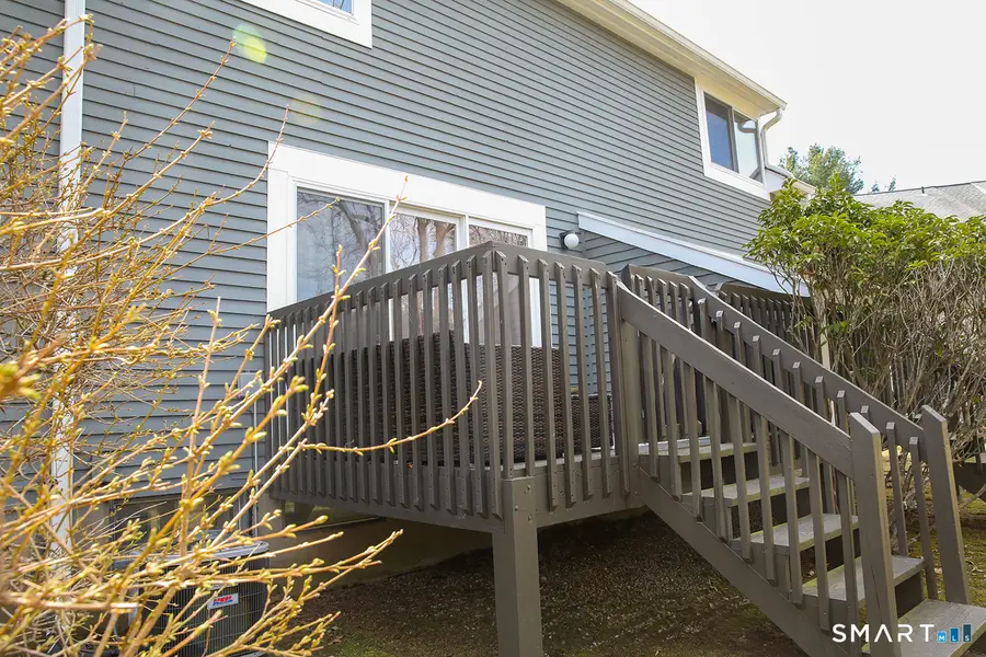 126 Hopmeadow Street #8B, Weatogue, CT 06089 - #2