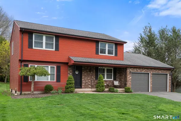 69 Patriot Lane, Newington, CT 06111