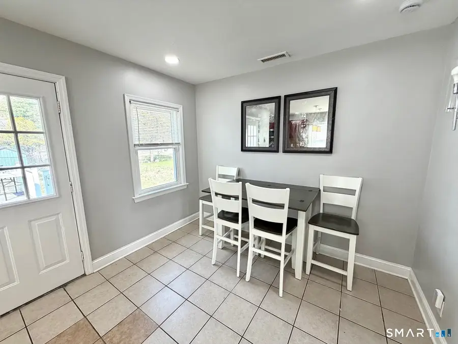 153 Oaklawn Avenue, Stamford, CT 06905 - #3