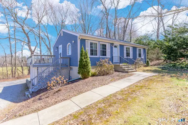 17 Charles Street, Essex, CT 06409