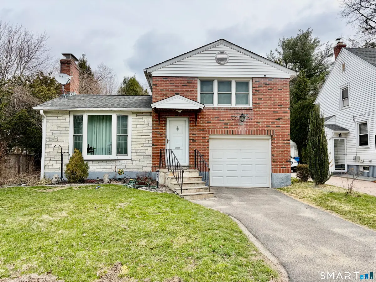 40 Robert Street, Waterbury, CT 06710 - #1