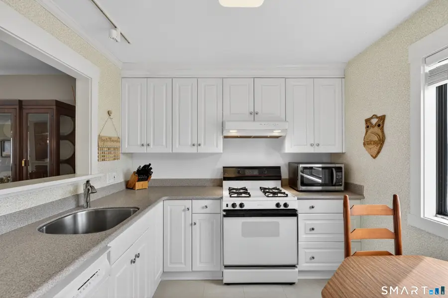 196 Apache Lane #A, Stratford, CT 06614 - #3