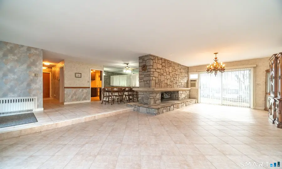 1603 Hartford Turnpike, North Haven, CT 06473 - #2