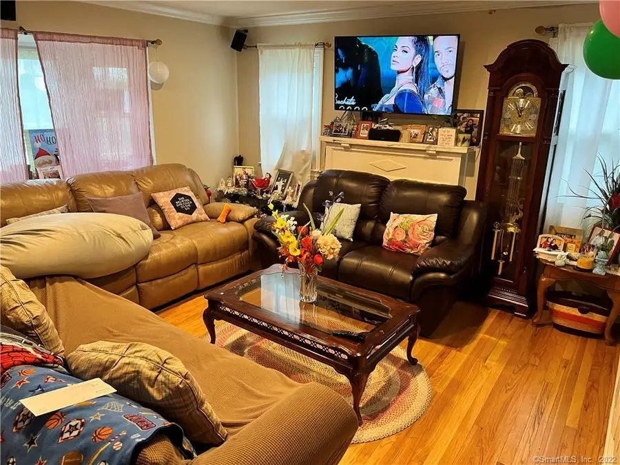 30 Jefferson Avenue, Danbury, CT 06810 - #2