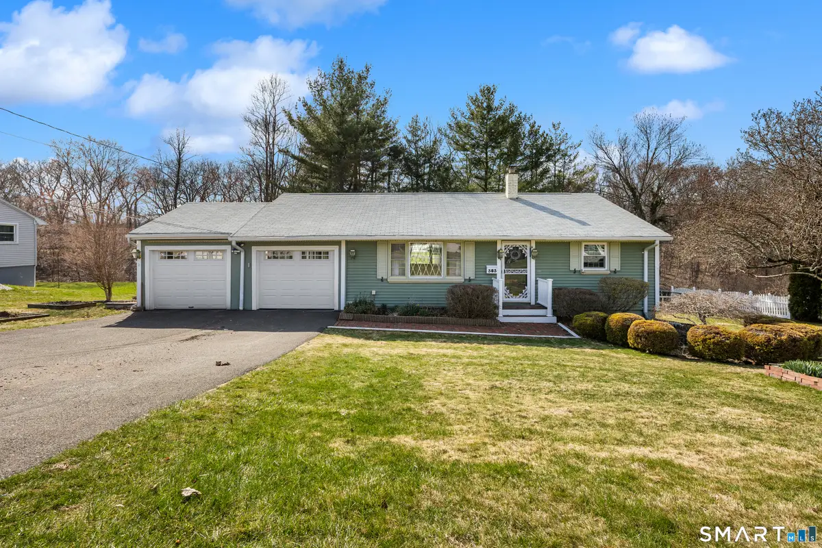 383 Lincoln Drive, Cheshire, CT 06410 - #1