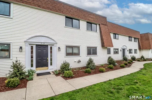 12 Hulls Highway #12, Fairfield, CT 06890