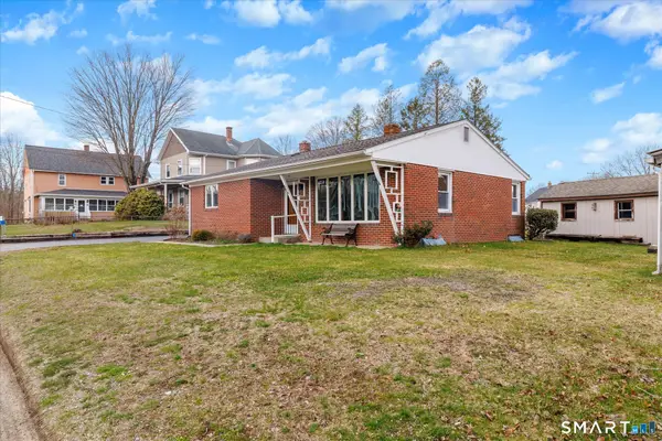 10 Packerville Road, Plainfield, CT 06374