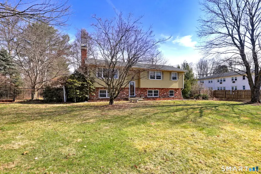 40 Church Street, Woodbury, CT 06798 - #3