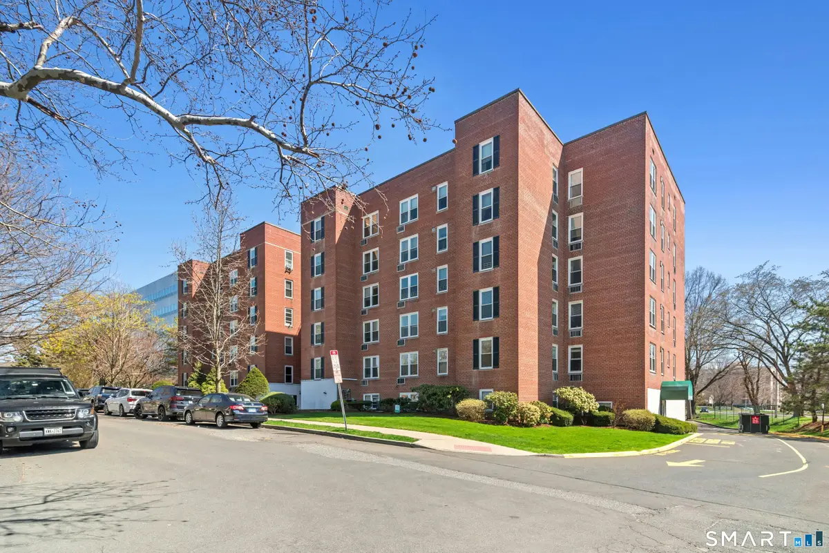 7 4th Street #3C, Stamford, CT 06905 - #1